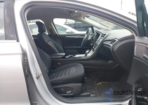 2016 Ford Fusion Se z USA, uszkodzony, nr VIN 3FA6P0H75GR284846